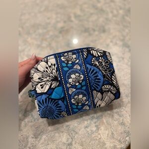 NEW Vera Bradley Cosmetic Bag
